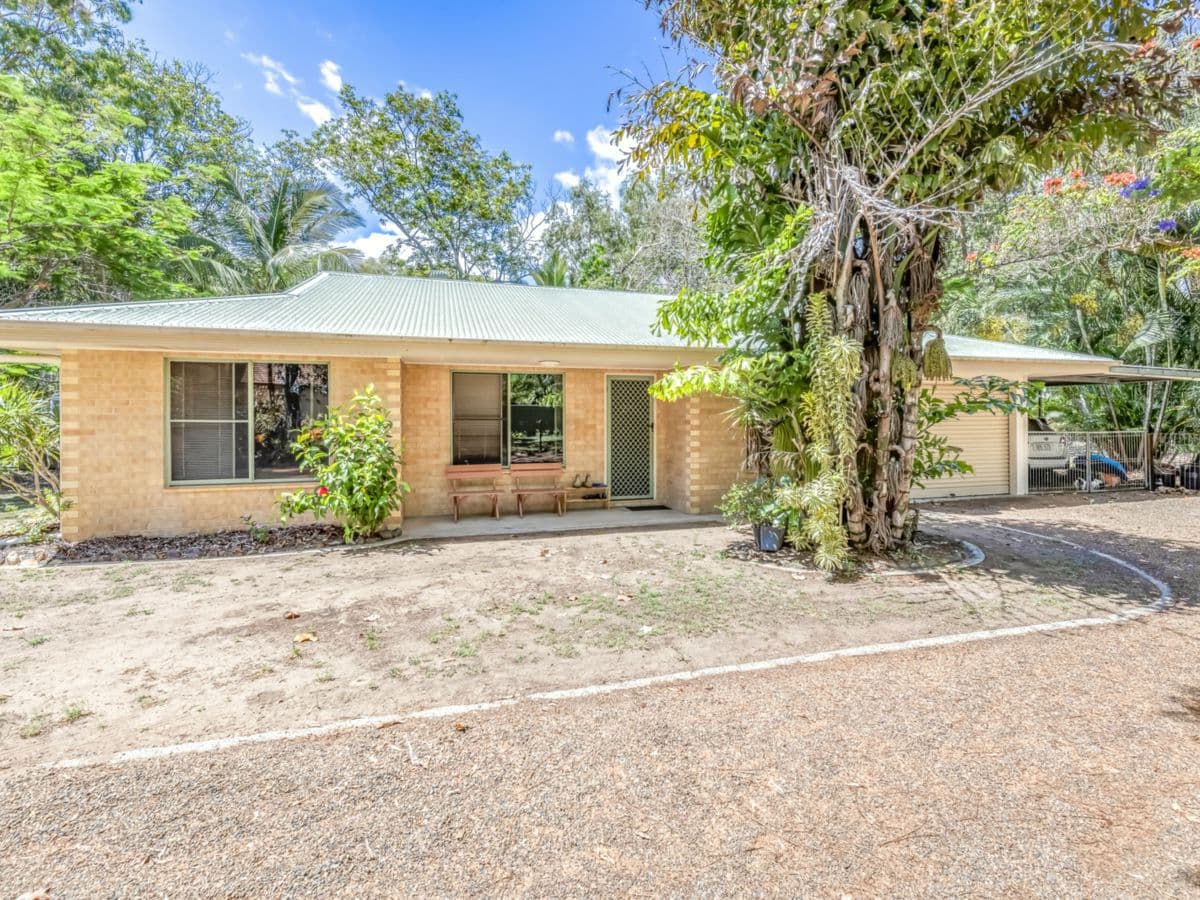 37 Plum Tree Crescent, MOORE PARK BEACH, Moore Park Beach - Thumbnail 4