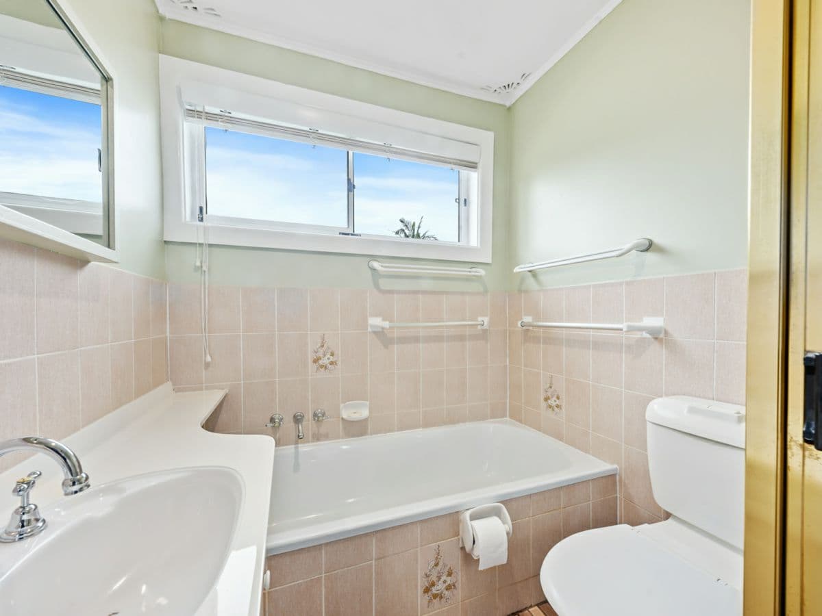 23 Michelle Drive, CONSTITUTION HILL, Constitution Hill - Thumbnail 6