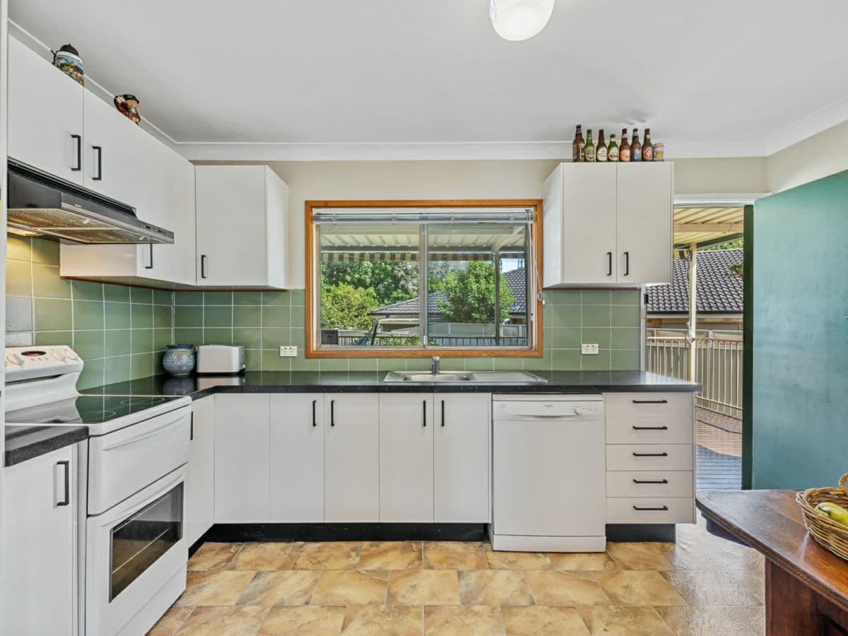 9 Pecos Place, SEVEN HILLS, Seven Hills - Thumbnail 3