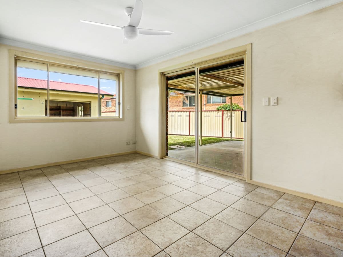 8 Bricketwood Drive, WOODCROFT, Woodcroft - Thumbnail 5