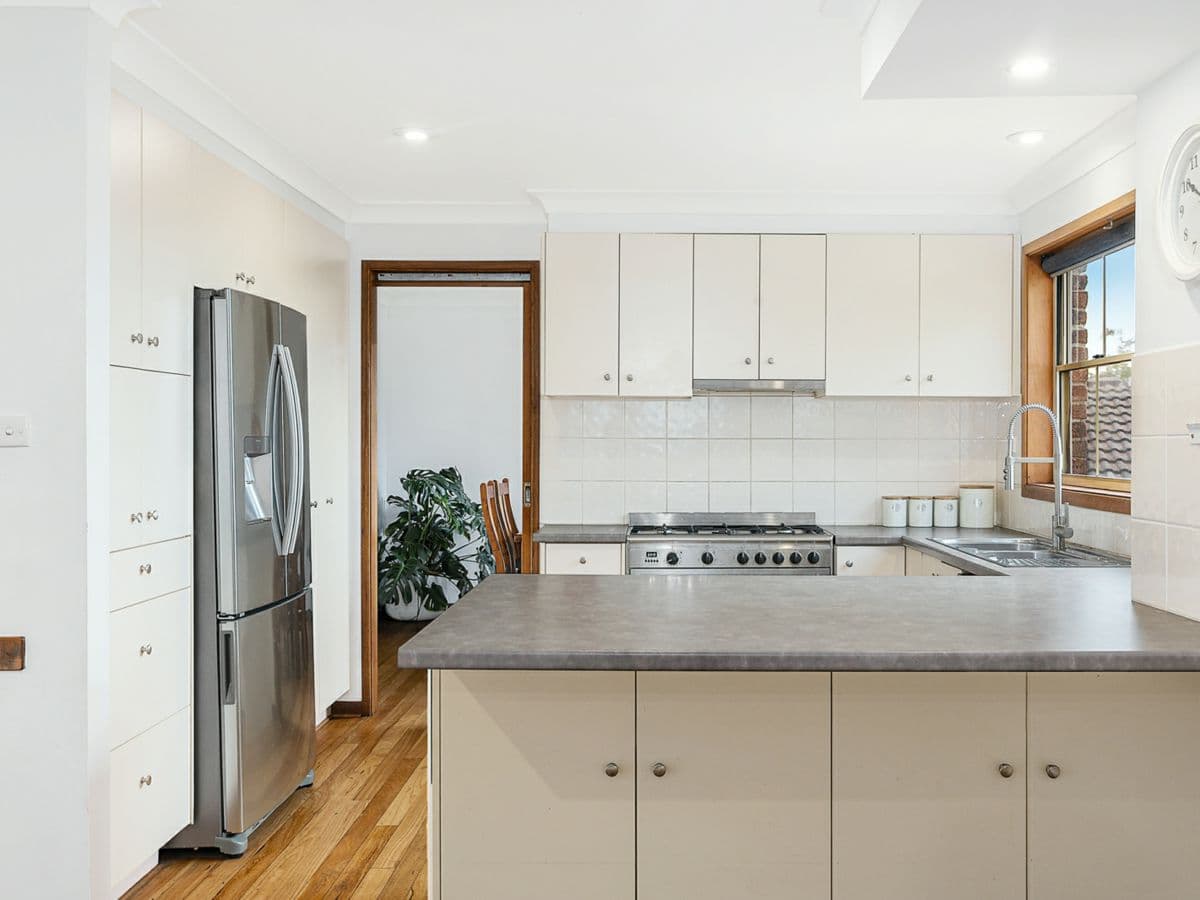 31 Oxley Crescent, MOLLYMOOK BEACH, Mollymook Beach - Thumbnail 4