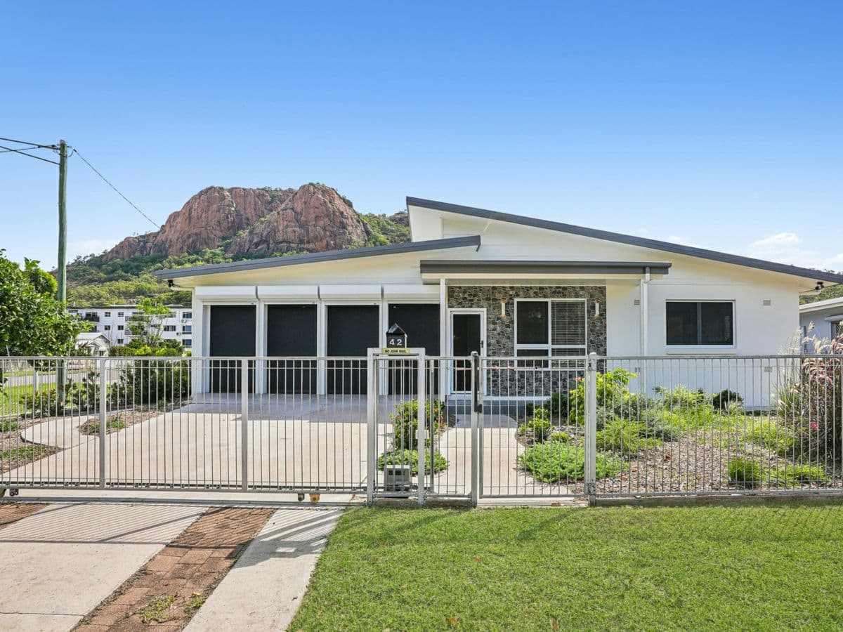 42 Paxton Street, NORTH WARD, North Ward - Image 1