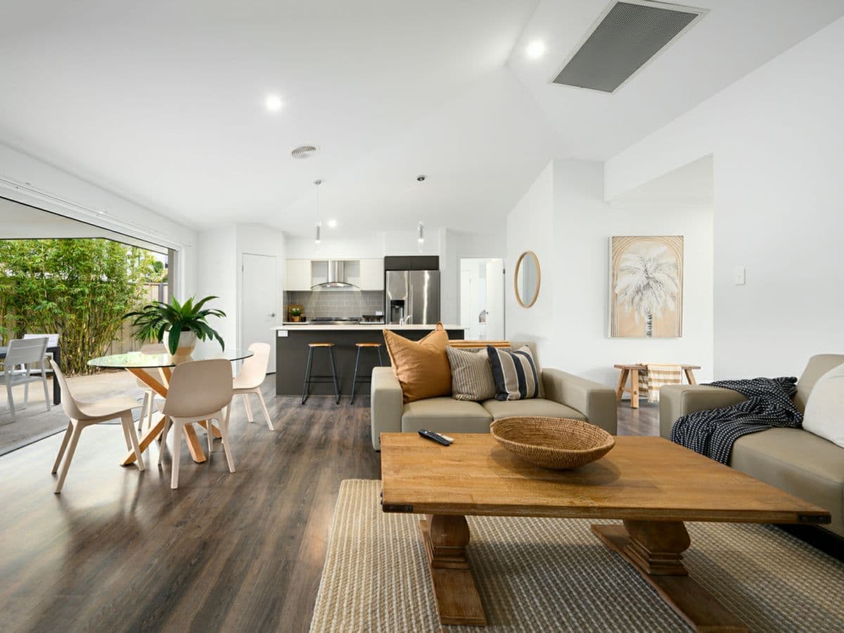 2 Hammock Place, HOPE ISLAND, Hope Island - Image 1