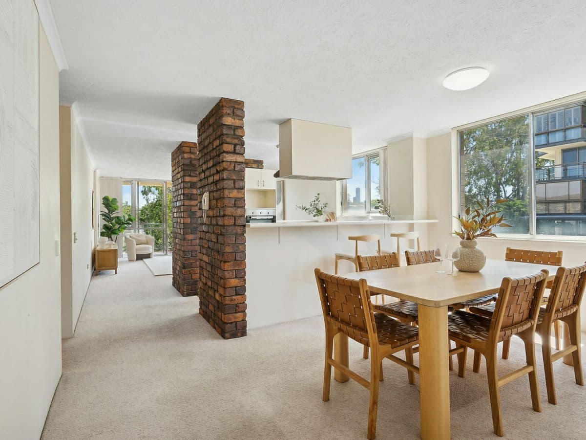 9/122 Macquarie Street, ST LUCIA, St Lucia - Thumbnail 2