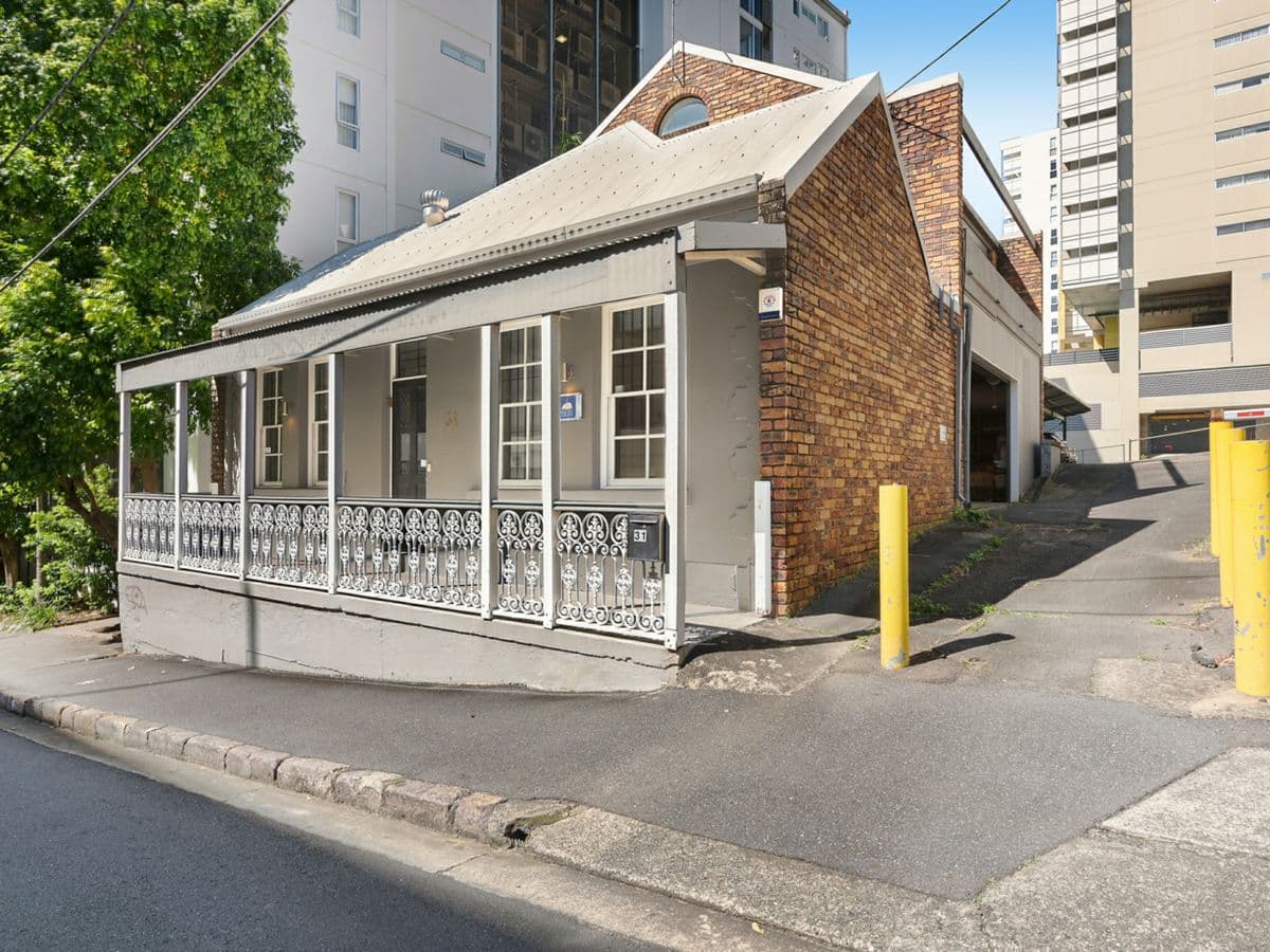 31 Hope Street, SPRING HILL, Spring Hill - Thumbnail 4