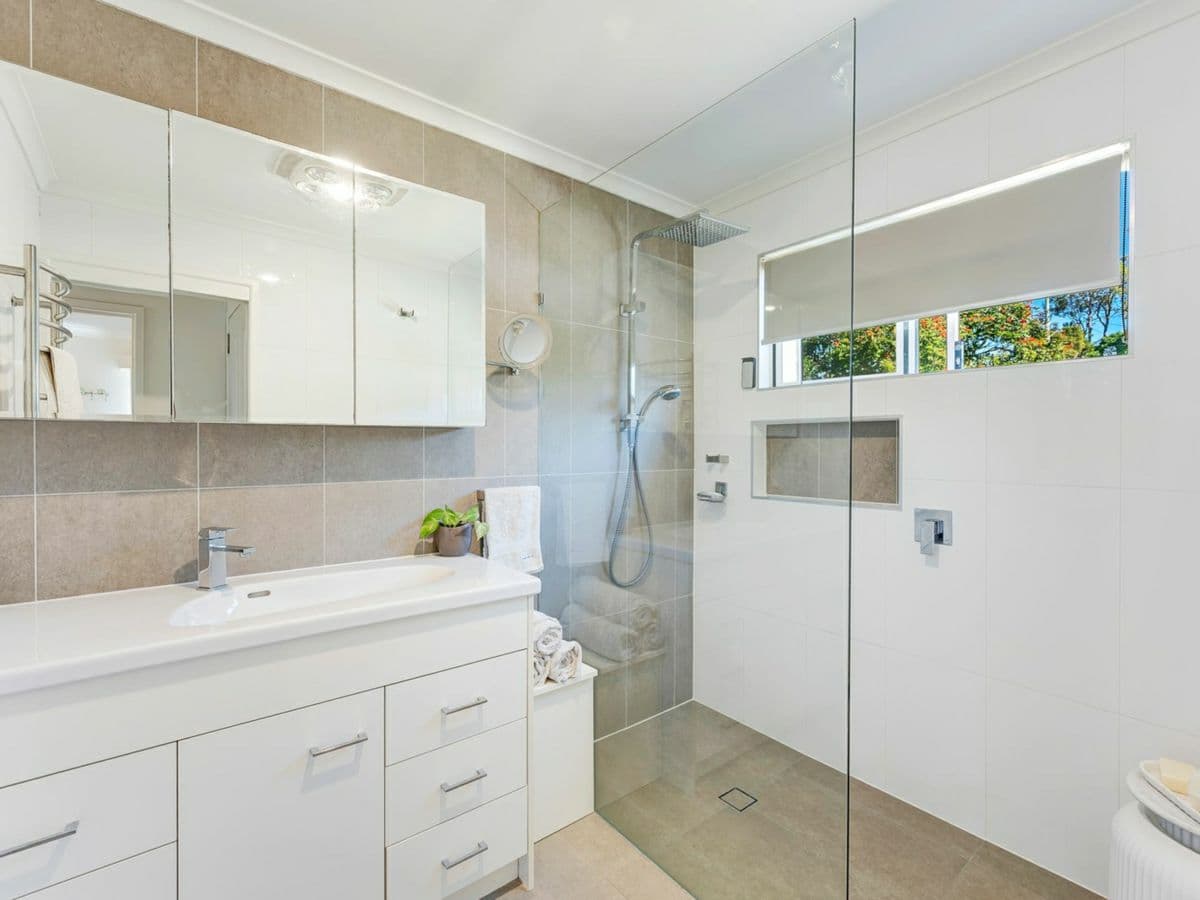 22 Montclair Street, ASPLEY, Aspley - Thumbnail 6