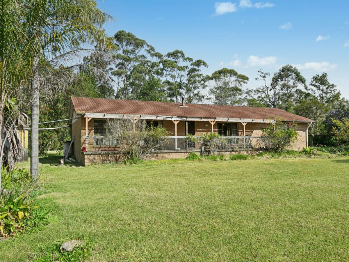 205 Bruce Crescent, WALLARAH, Wallarah - Thumbnail 3