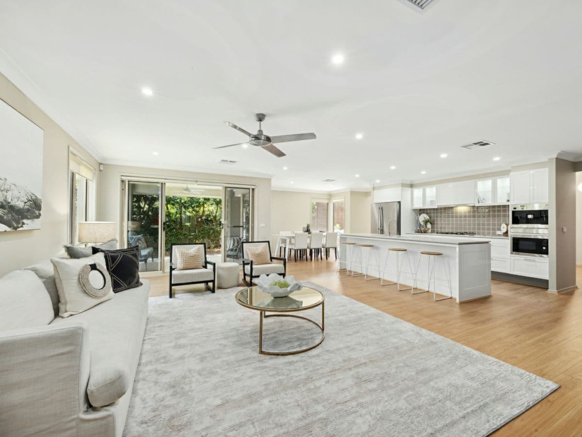 43 Stan Johnson Drive, HAMLYN TERRACE, Hamlyn Terrace - Thumbnail 3