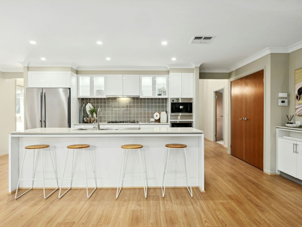 43 Stan Johnson Drive, HAMLYN TERRACE, Hamlyn Terrace - Thumbnail 4