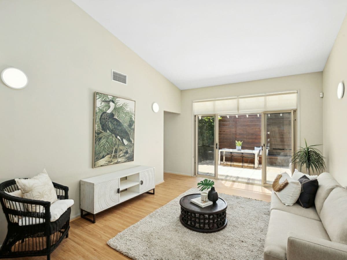 43 Stan Johnson Drive, HAMLYN TERRACE, Hamlyn Terrace - Thumbnail 5