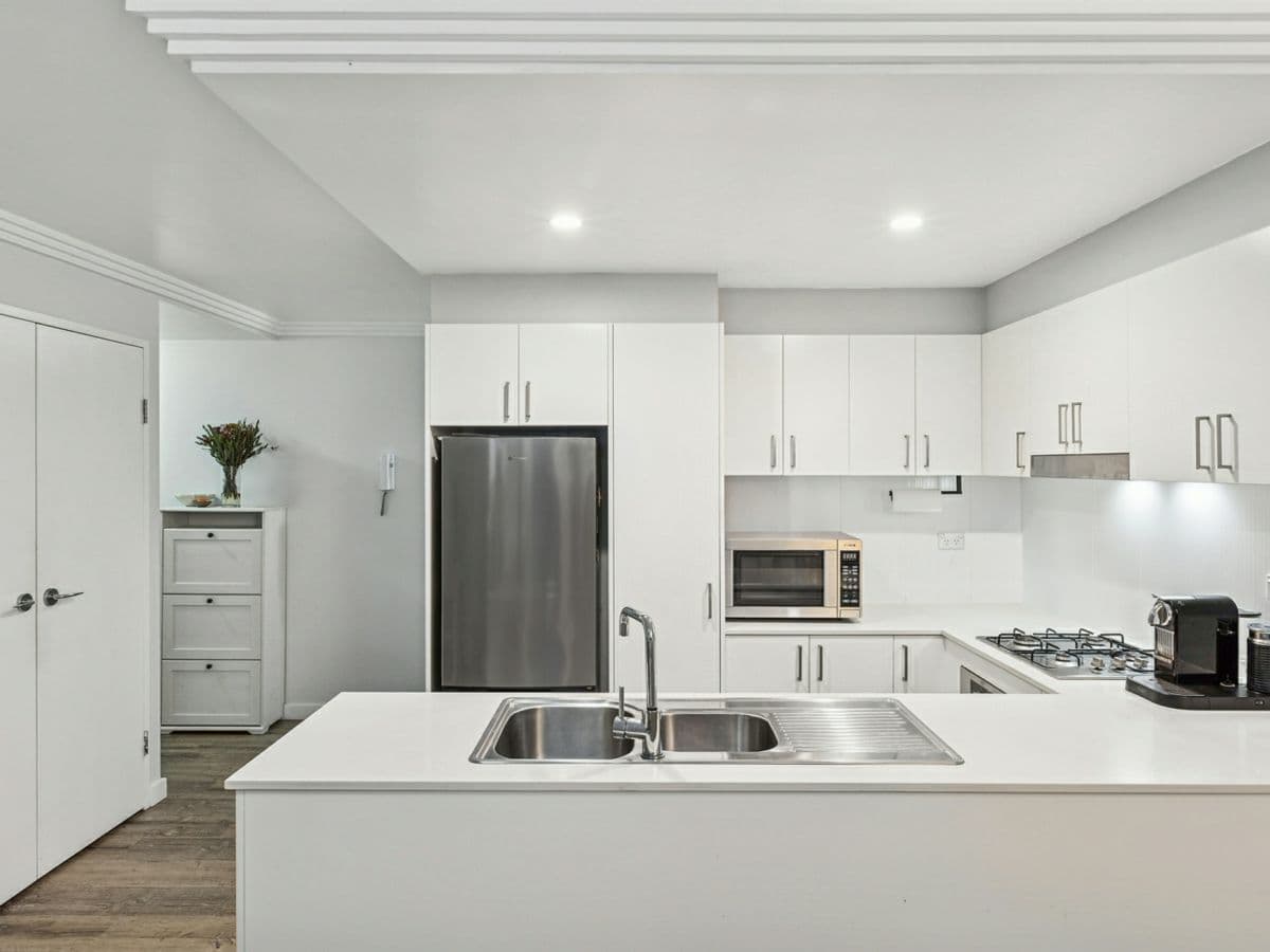 14/12-16 Shackel Avenue, BROOKVALE, Brookvale - Thumbnail 2