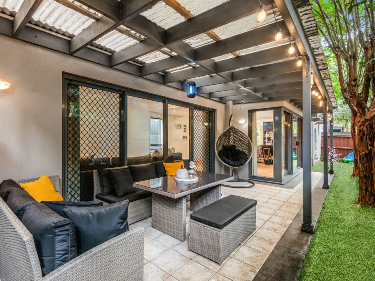 25/15 Daphne Street, BOTANY, Botany - Image 1