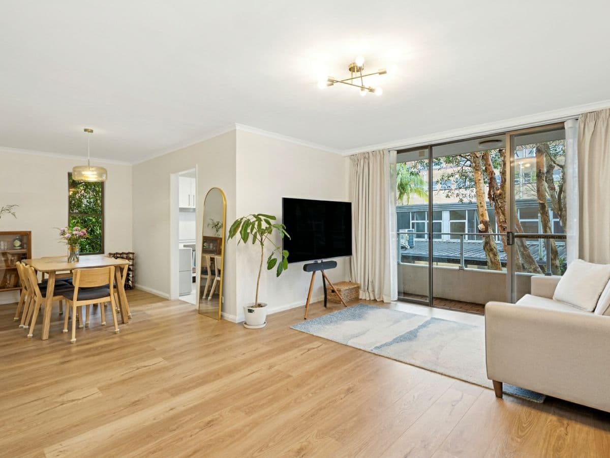 30/2 Rodborough Avenue, CROWS NEST, Crows Nest - Image 1