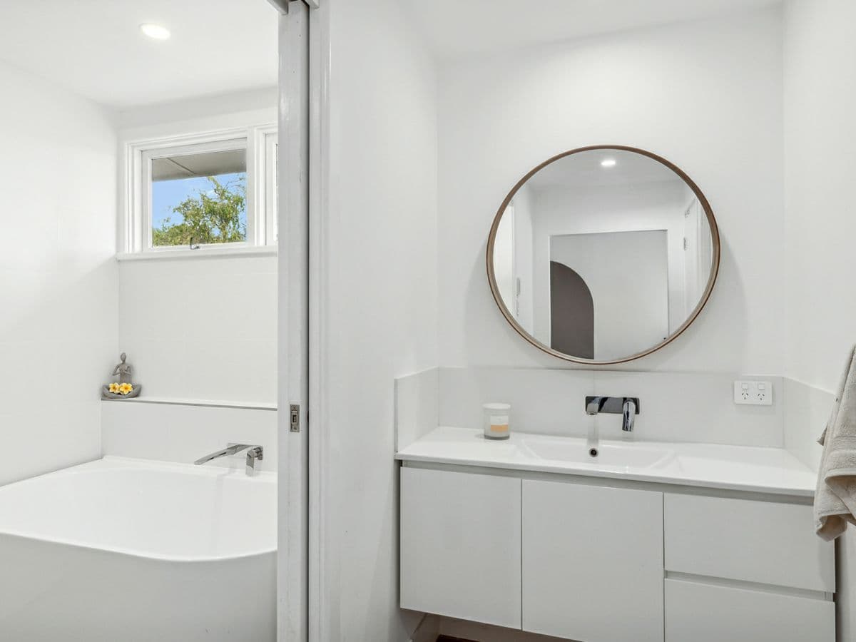 57 Gilbert Street, LONG JETTY, Long Jetty - Thumbnail 4