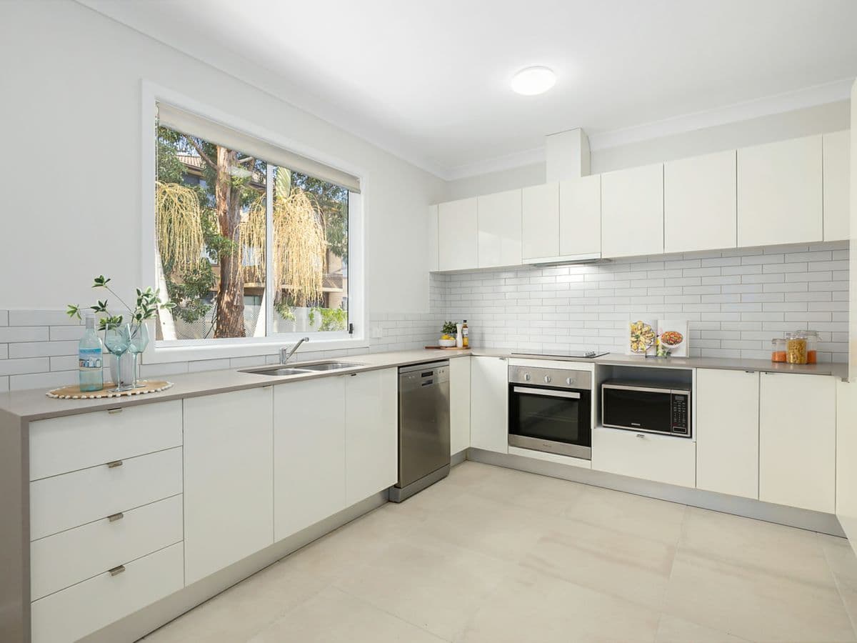 11 Universal Street, MORTDALE, Mortdale - Thumbnail 2