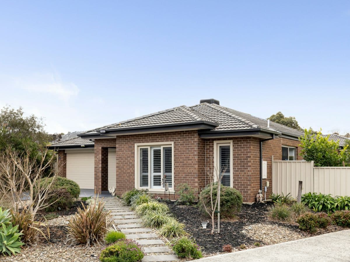 37 Black Wallaby Drive, LANGWARRIN, Langwarrin - Image 1