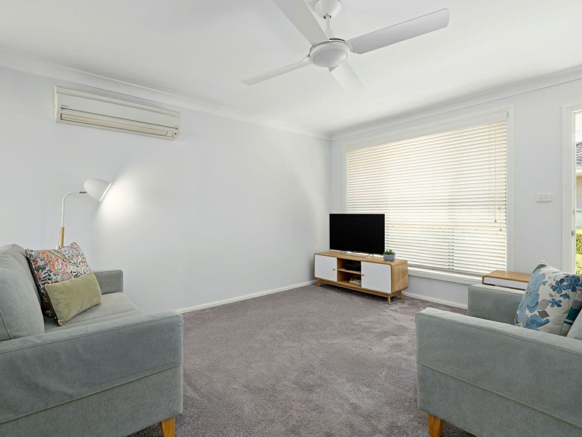 2/13 McAlister Avenue, ENGADINE, Engadine - Thumbnail 5