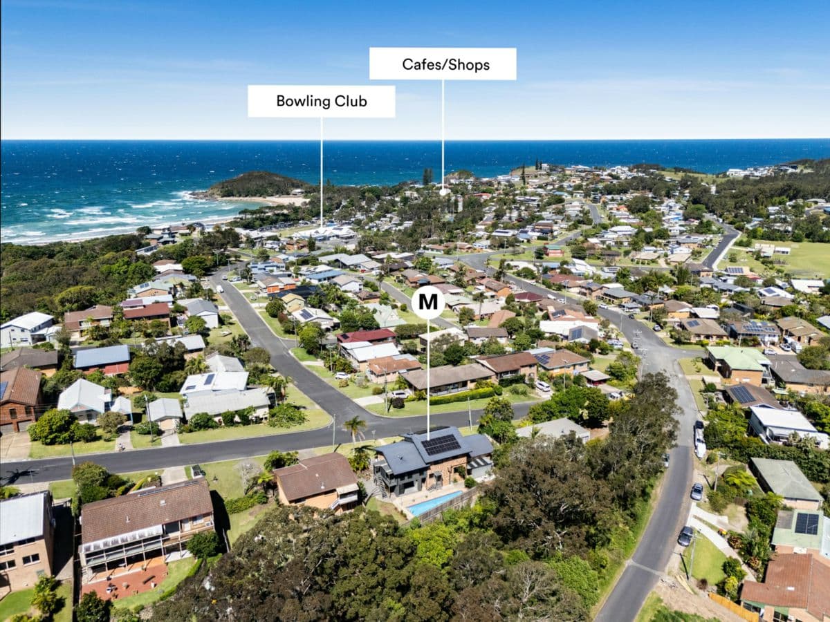 1 Vista Way, SCOTTS HEAD, Scotts Head - Thumbnail 2