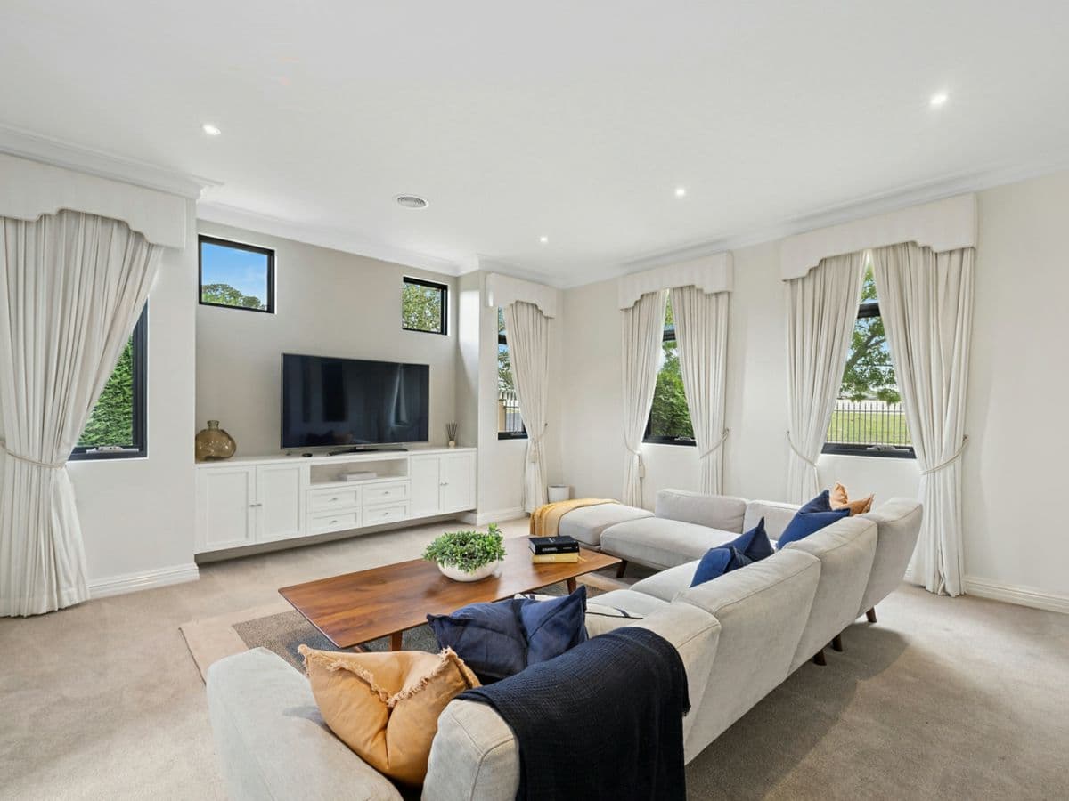 16 Roselawn Drive, ORANGE, Orange - Thumbnail 7