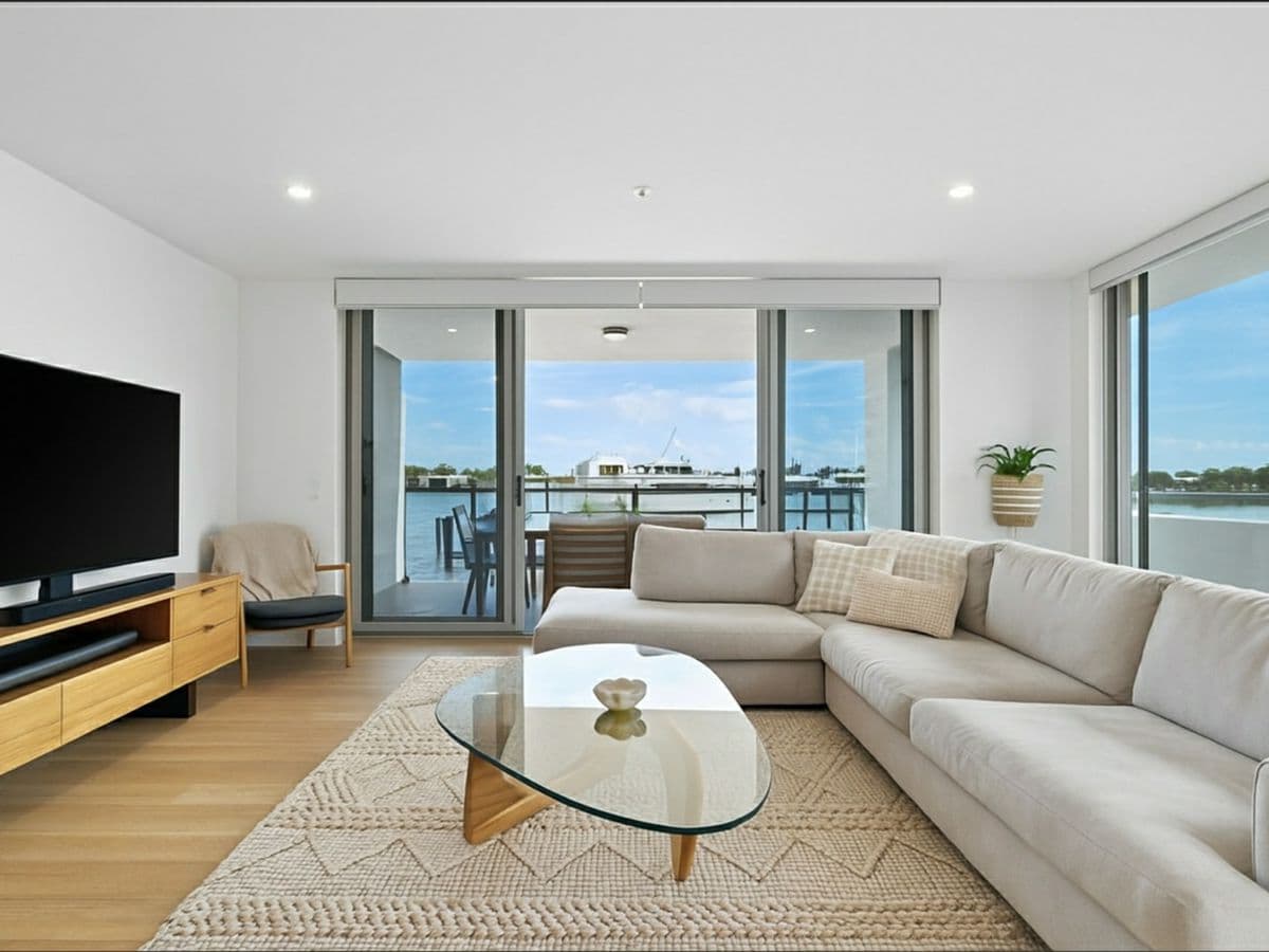 114/1 Waterside Retreat, BIRTINYA, Birtinya - Thumbnail 2