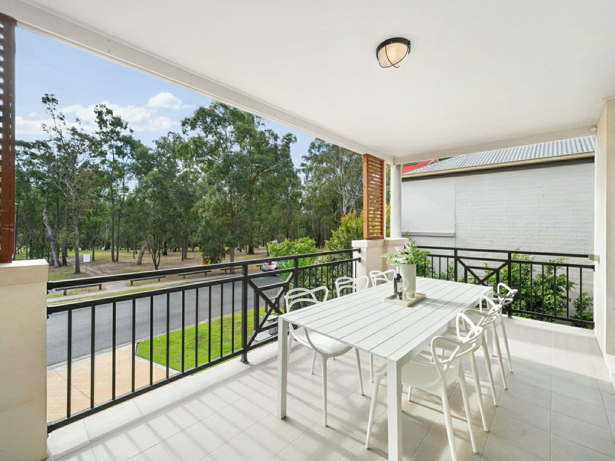 31 Greenway Circuit, MOUNT OMMANEY, Mount Ommaney - Thumbnail 6