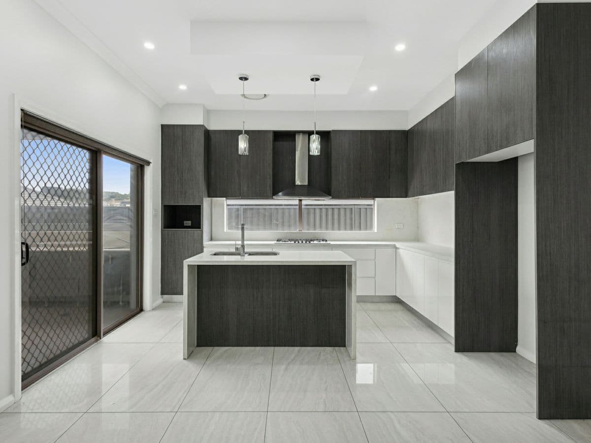 25 Sowerby Street, ORAN PARK, Oran Park - Thumbnail 4