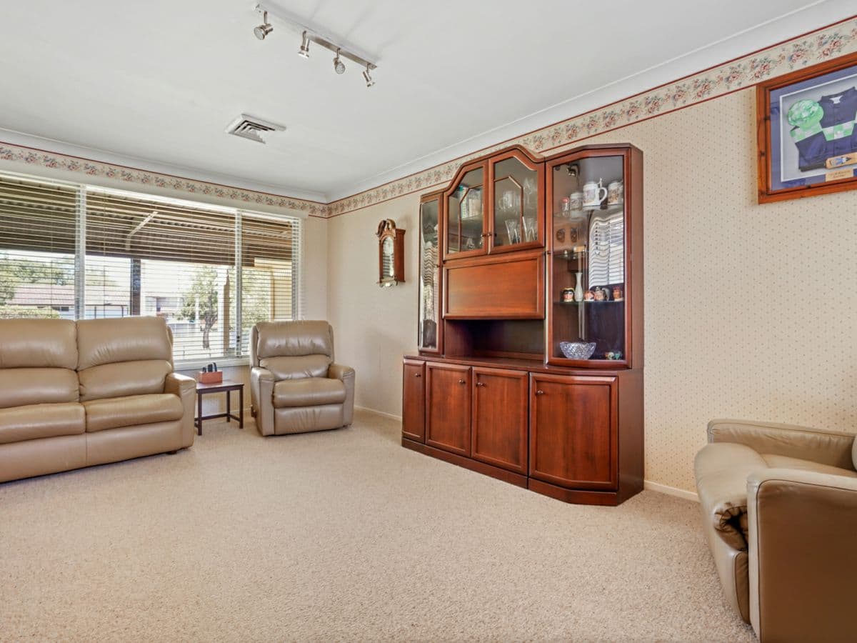 6 Utah Place, TOONGABBIE, Toongabbie - Thumbnail 2