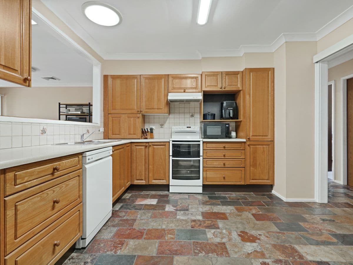6 Utah Place, TOONGABBIE, Toongabbie - Thumbnail 4