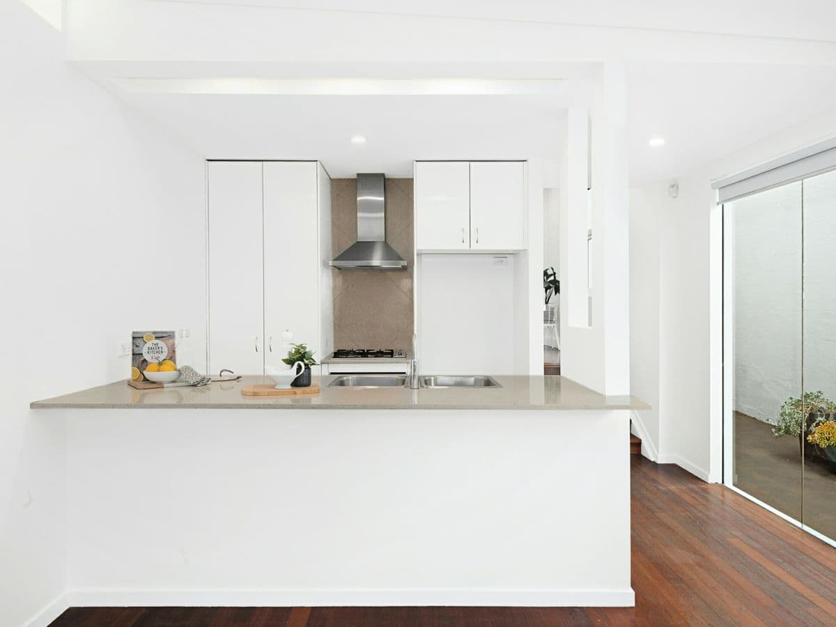 24 Gibbes Street, BANKSIA, Banksia - Thumbnail 4