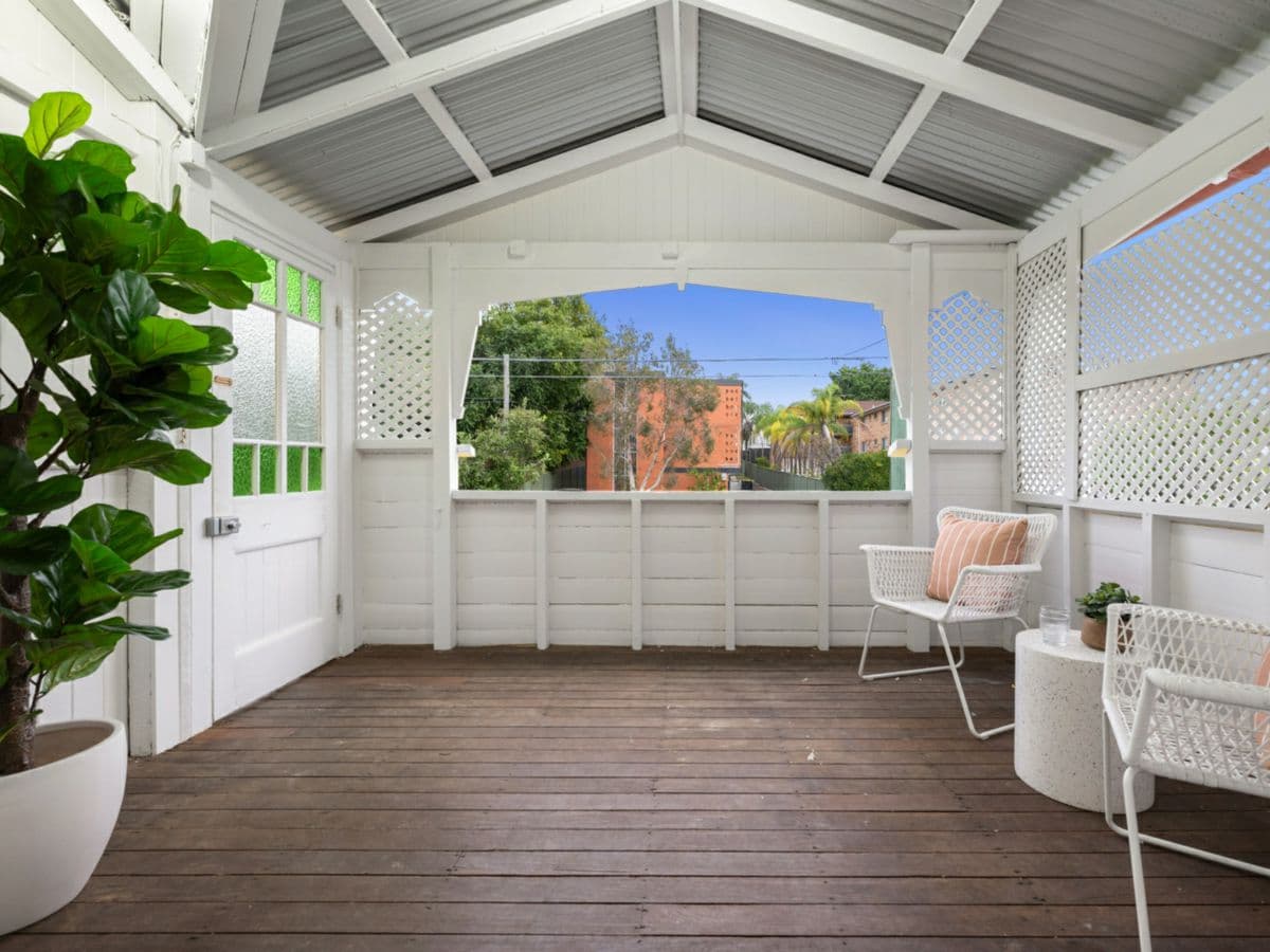 125 Pembroke Road, COORPAROO, Coorparoo - Thumbnail 2