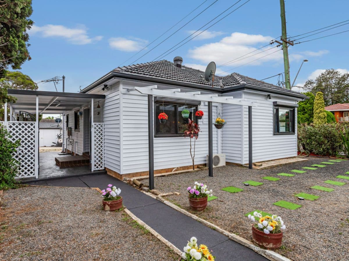 31 Smith Street, WENTWORTHVILLE, Wentworthville - Image 1