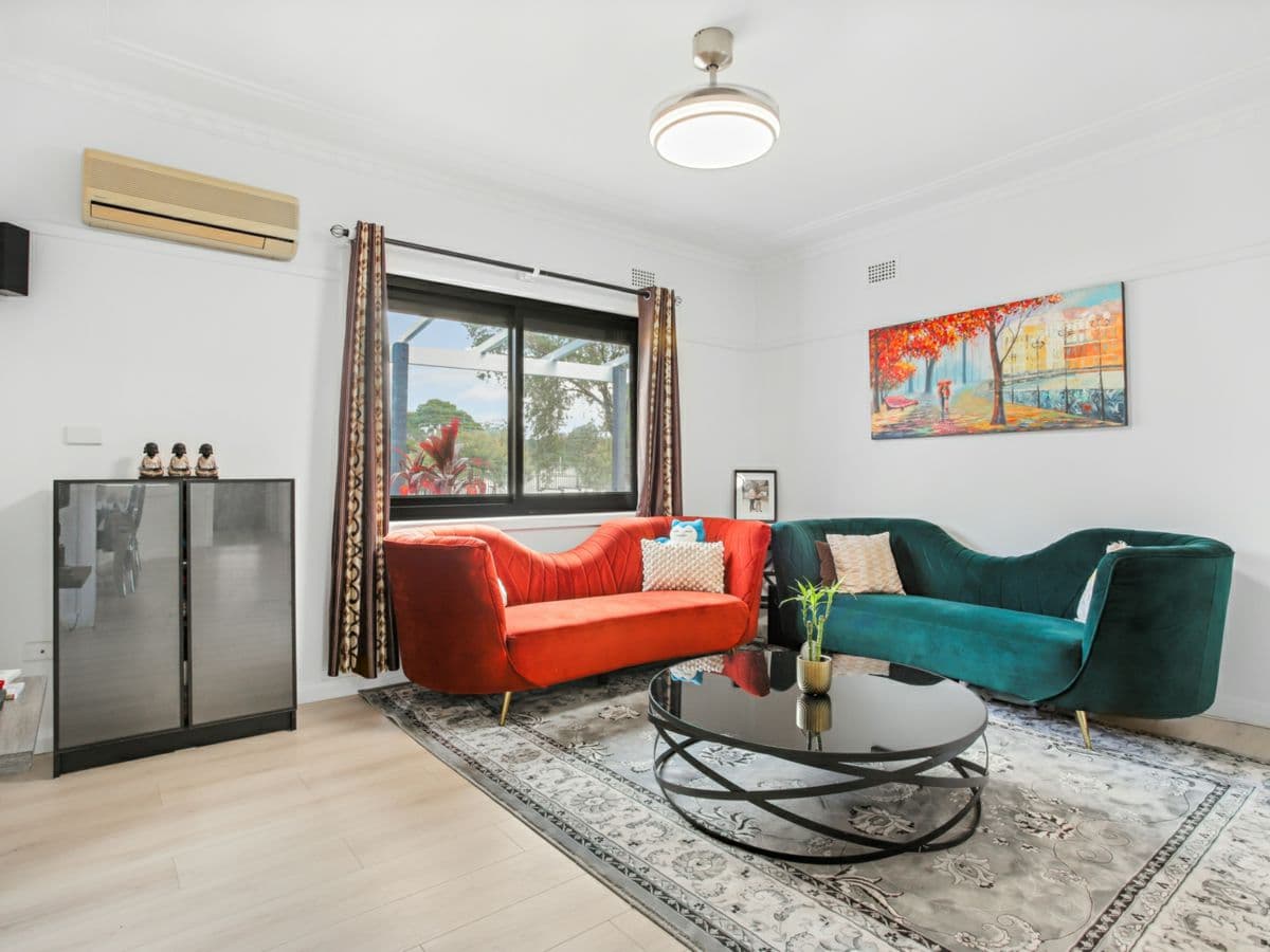 31 Smith Street, WENTWORTHVILLE, Wentworthville - Thumbnail 2