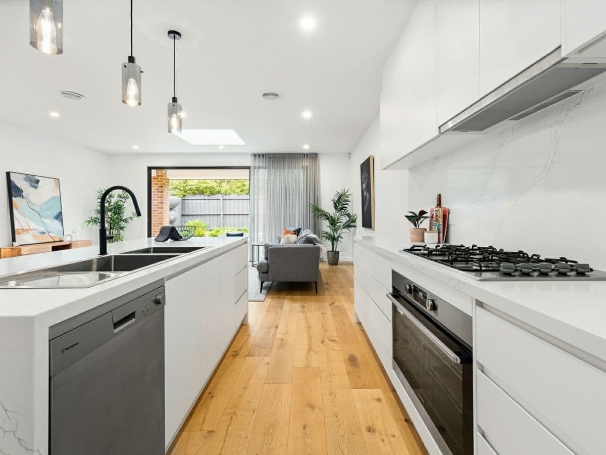 37A Madeline Street, PRESTON, Preston - Thumbnail 2