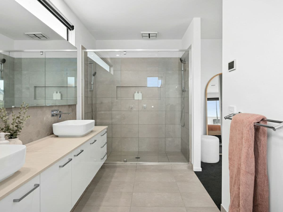 33 Springdale Rise, HIGHTON, Highton - Thumbnail 6