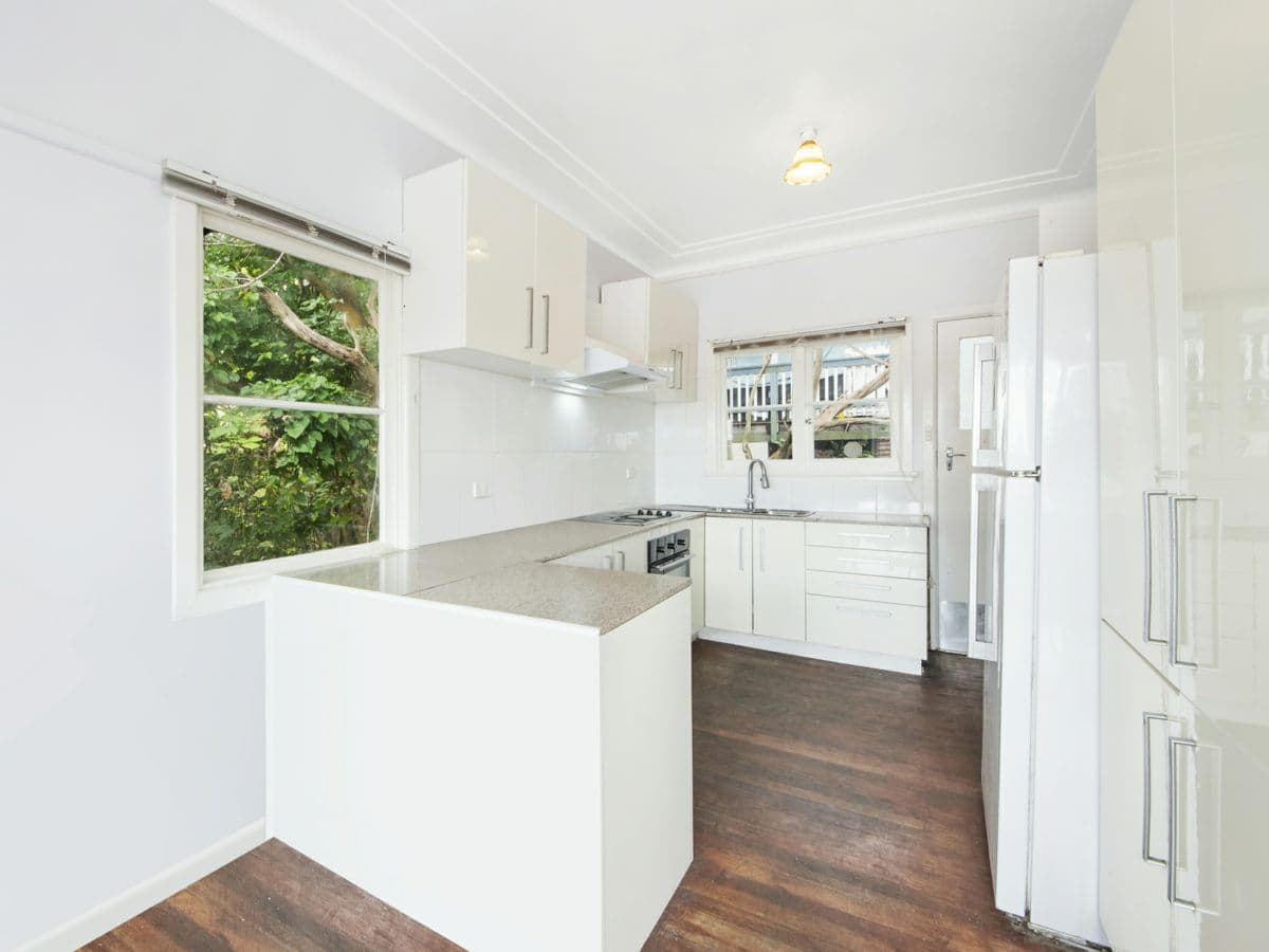 8 Northumberland Avenue, MOUNT COLAH, Mount Colah - Thumbnail 3