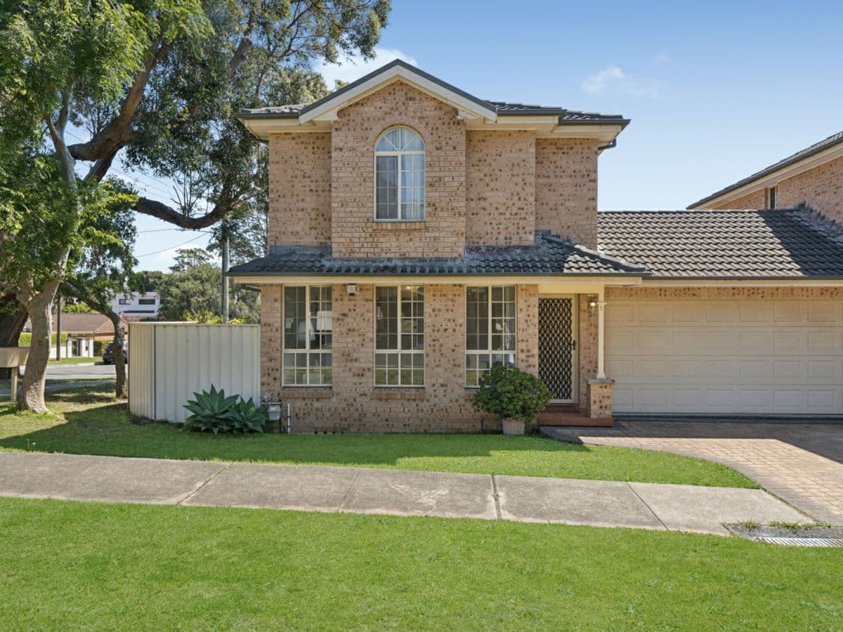 1/2 Taronga Street, HURSTVILLE, Hurstville - Image 1