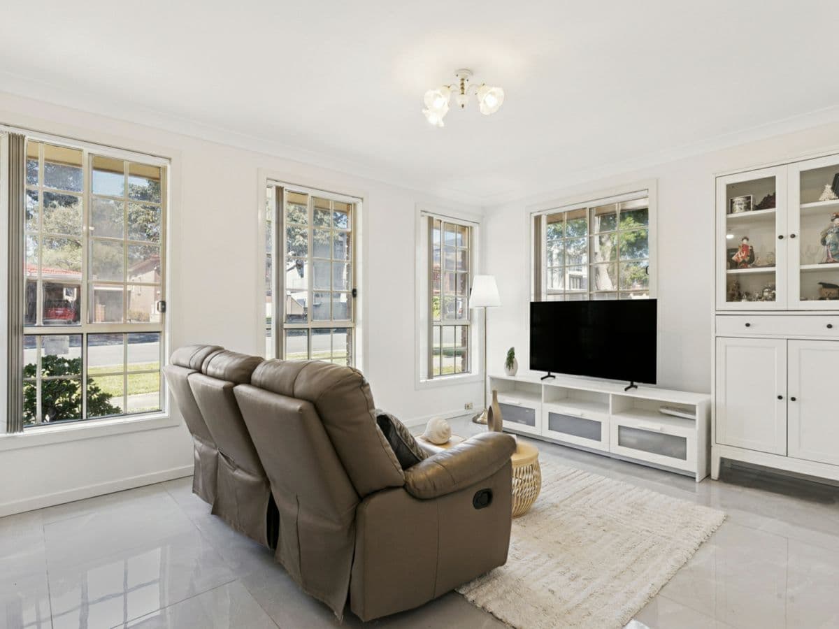 1/2 Taronga Street, HURSTVILLE, Hurstville - Thumbnail 4
