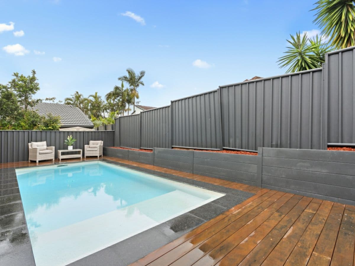 55 Woodland Drive, REEDY CREEK, Reedy Creek - Thumbnail 3