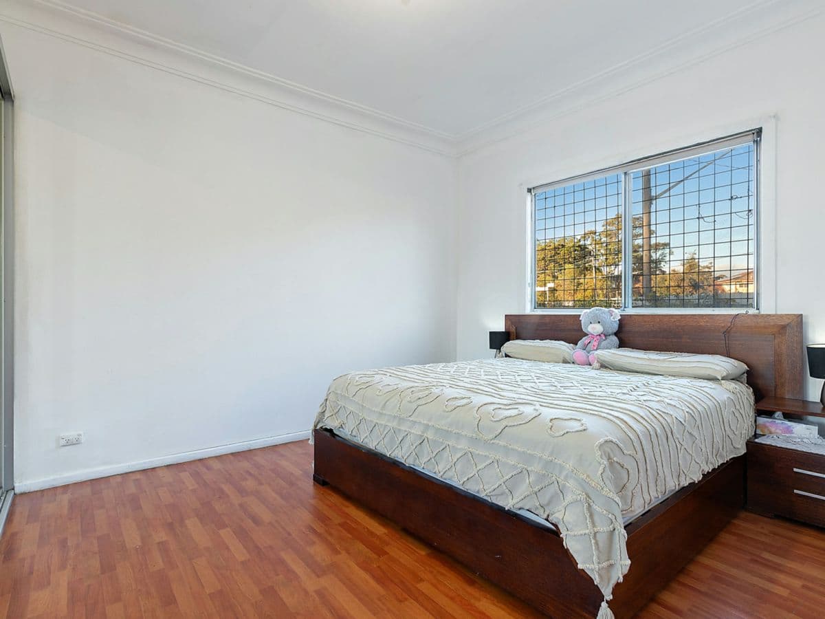 1 Bouvardia Street, PUNCHBOWL, Punchbowl - Thumbnail 3