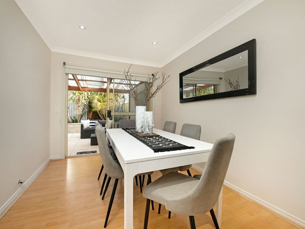 2/221A North Rocks Road, NORTH ROCKS, North Rocks - Thumbnail 4