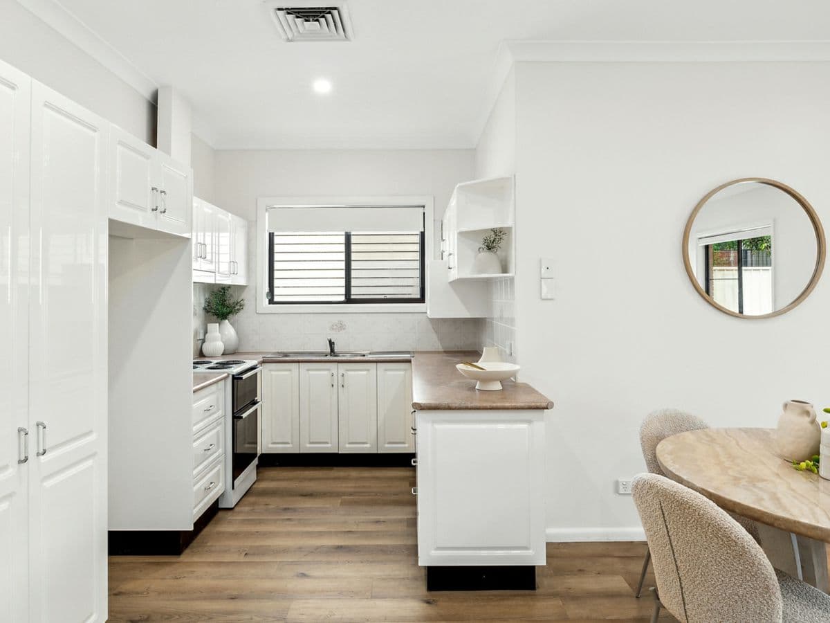 4 Gosford Street, POINT CLARE, Point Clare - Thumbnail 7