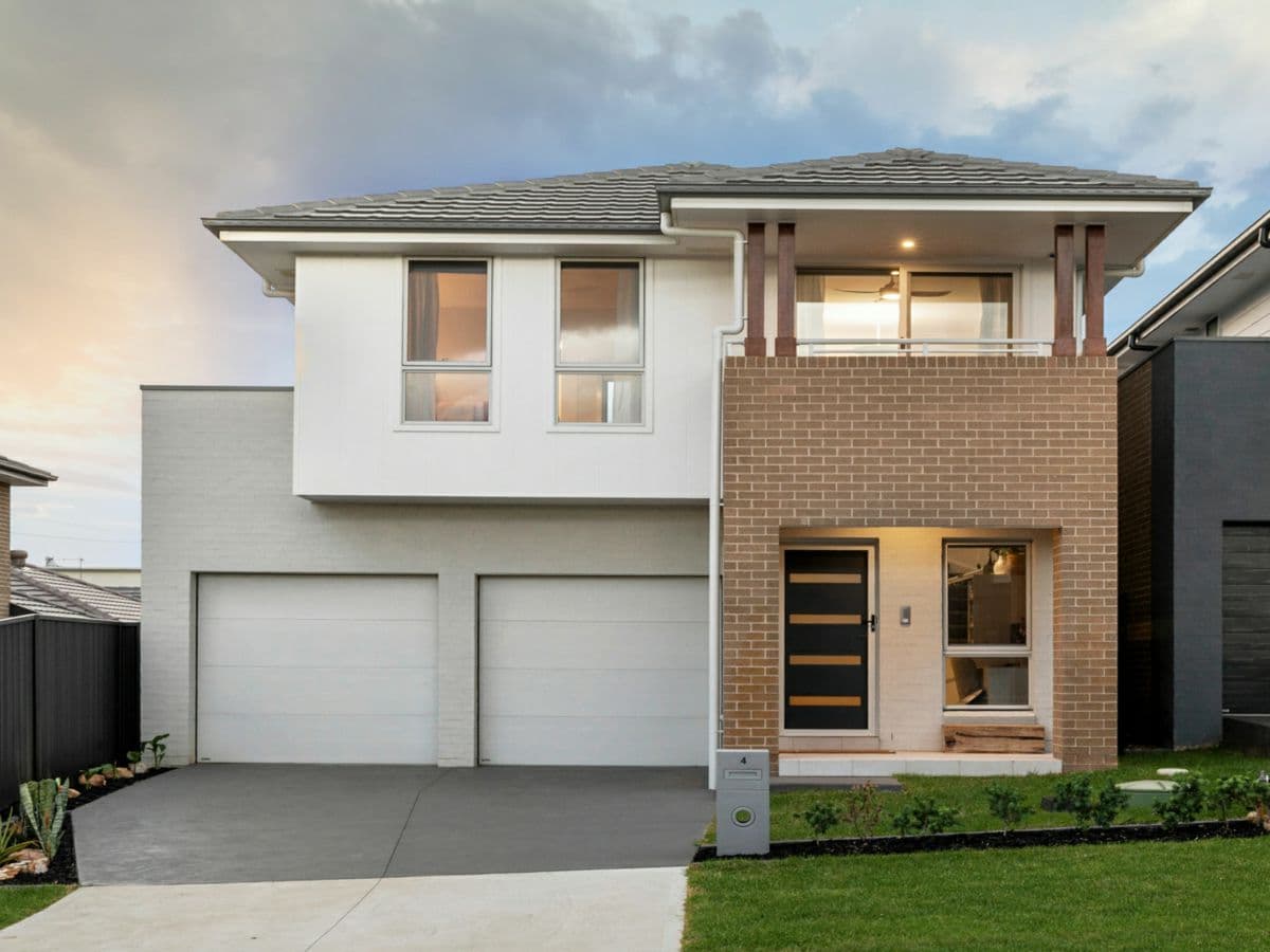 4 Myrtle Crescent (Gables), BOX HILL, Box Hill - Image 1