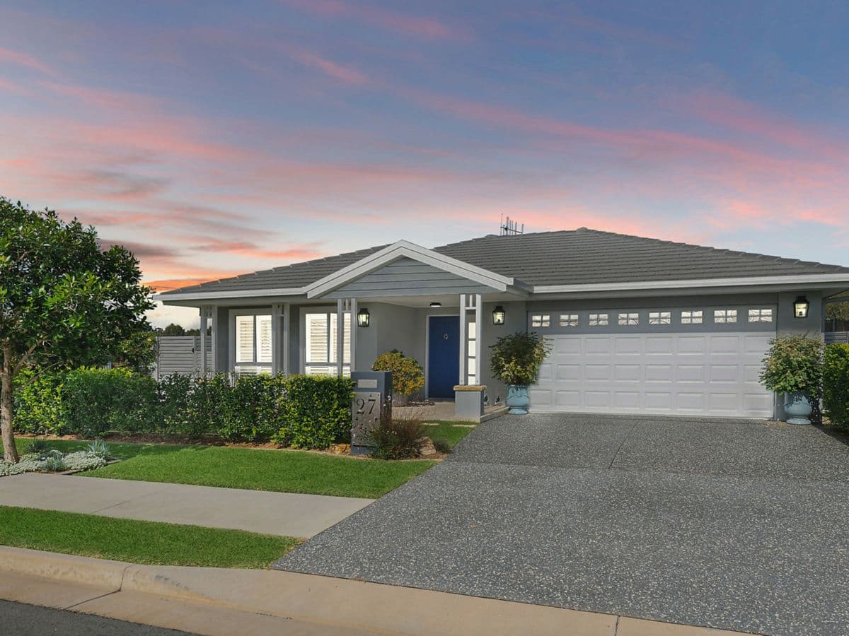 27 Songbird Circuit, PORT MACQUARIE, Port Macquarie - Thumbnail 2