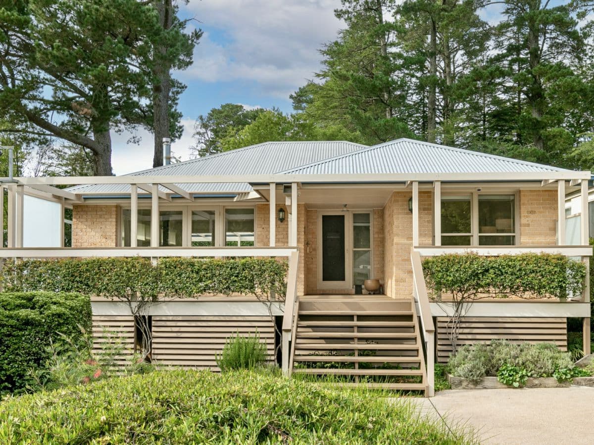 43 Gordon Road, LEURA, Leura - Thumbnail 2