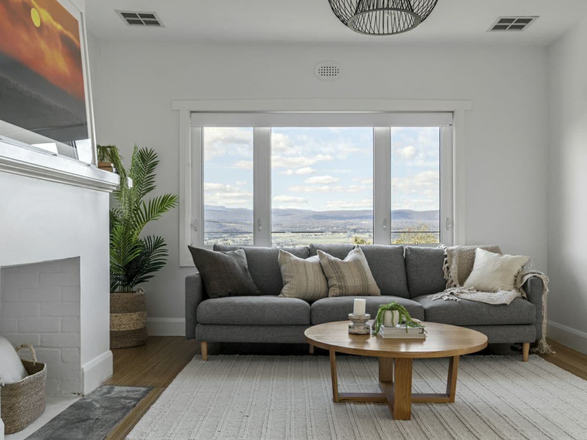 15 Osborne Avenue, TREVALLYN, Trevallyn - Thumbnail 4