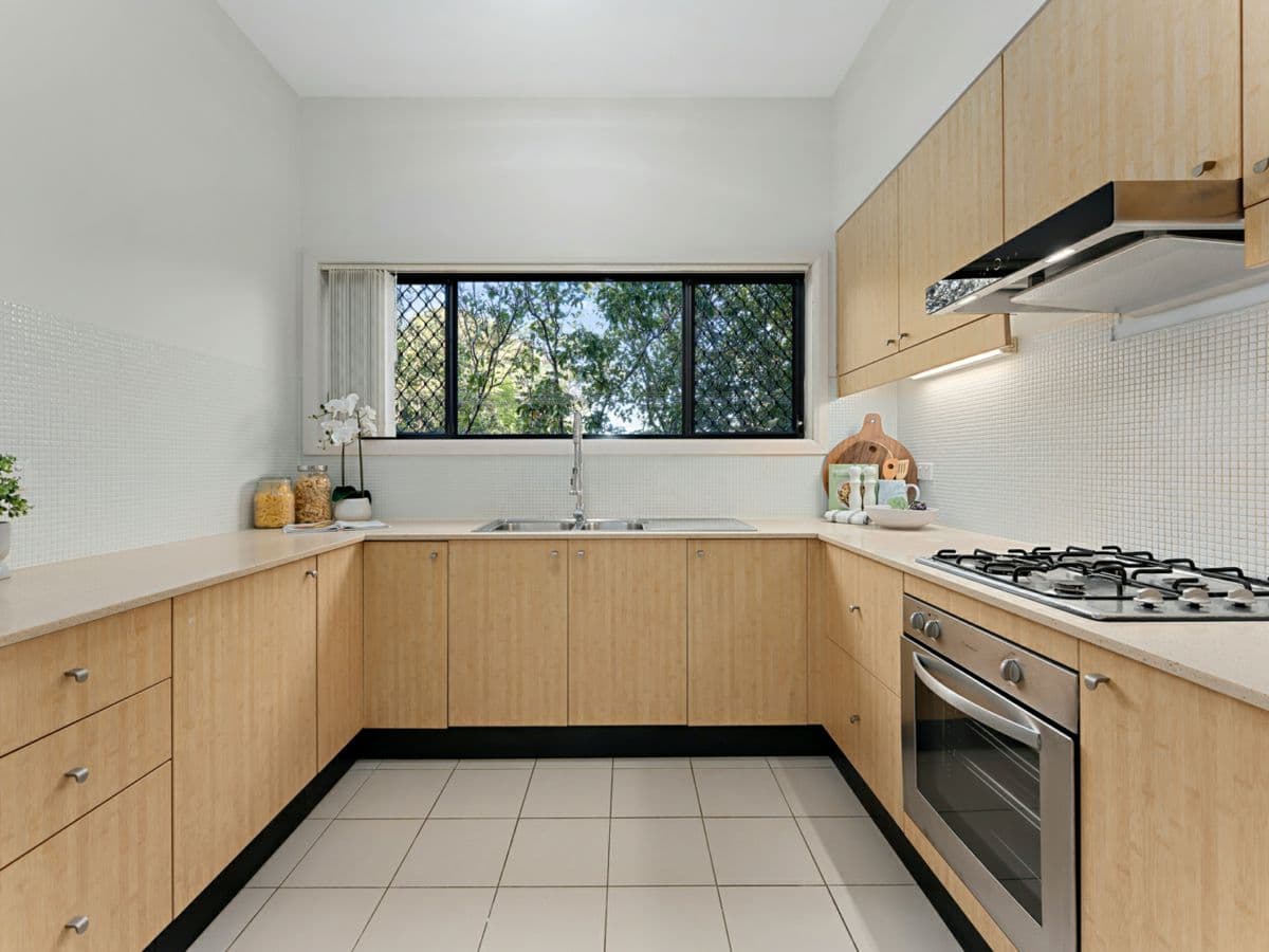 18/2 Charles Street, CARLINGFORD, Carlingford - Thumbnail 5