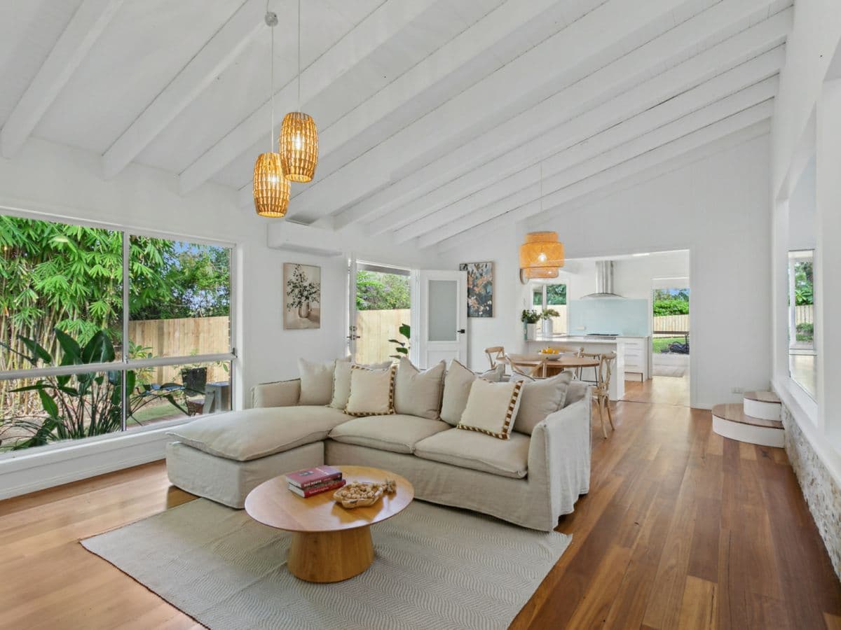 24 Beaumont Court, CURRUMBIN WATERS, Currumbin Waters - Image 1