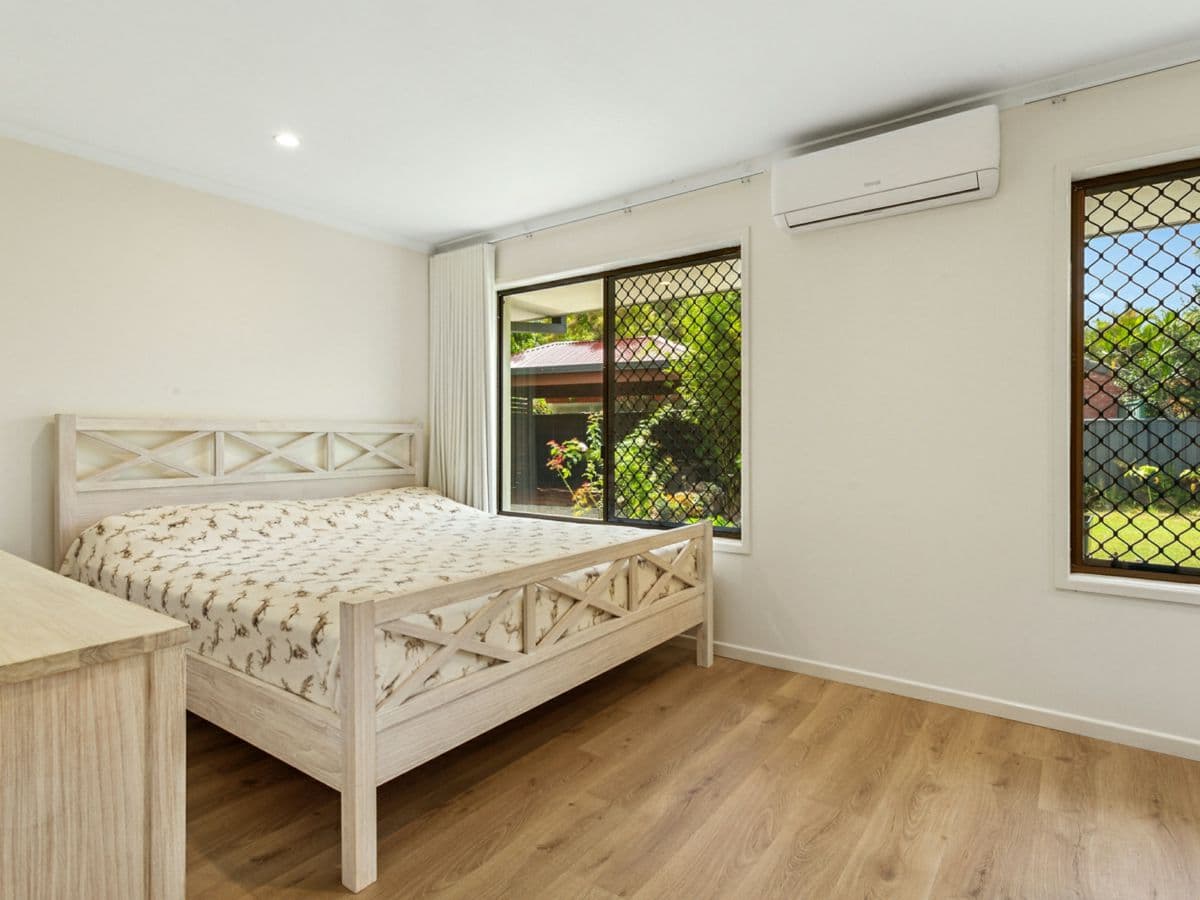 2 Fatsia Court, ELANORA, Elanora - Thumbnail 5