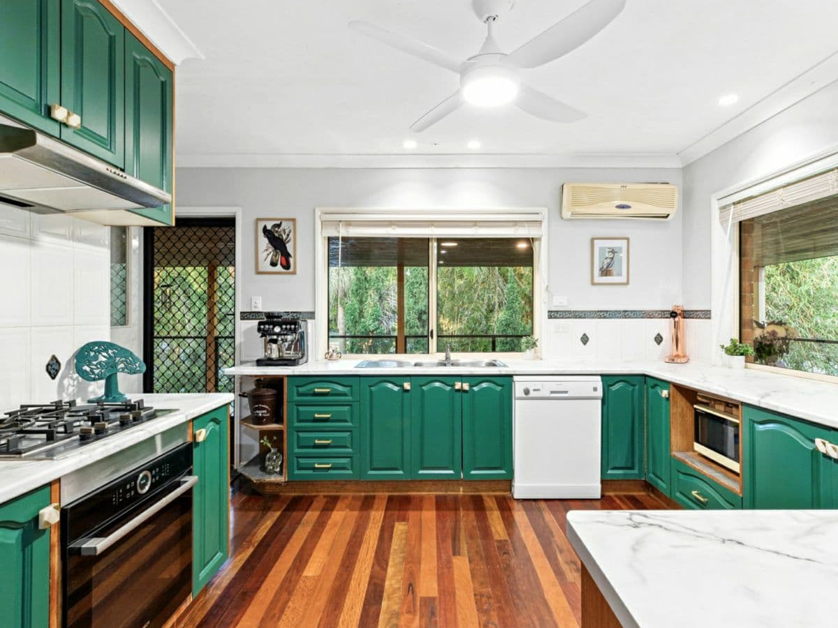 4 Gattera Road, LANDSBOROUGH, Landsborough - Thumbnail 4