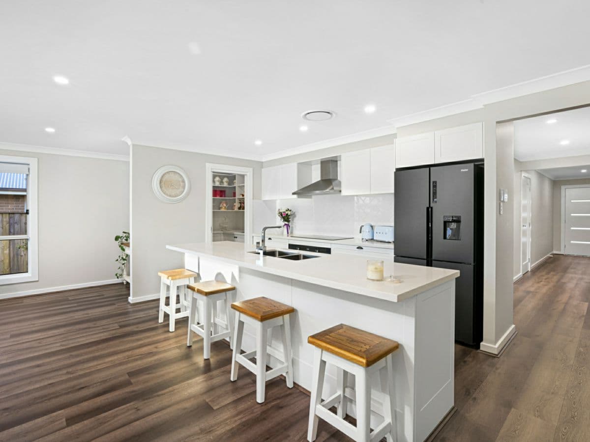 19 Green Street, RENWICK, Renwick - Thumbnail 2